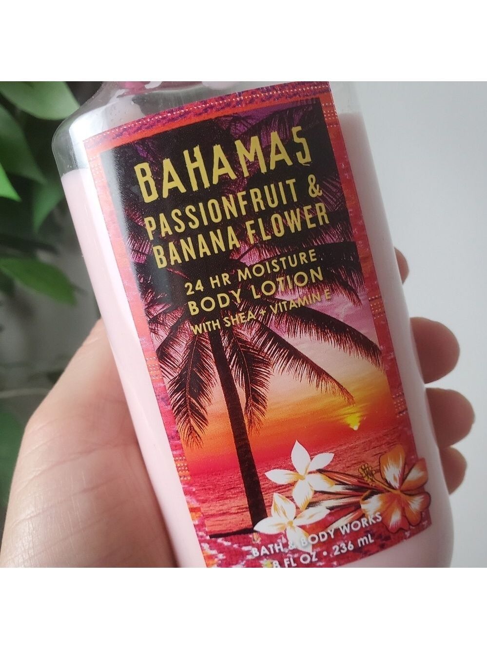 Bath & Body Works Bahamas Passionfruit Banana Flower Lotion - Picture 2 of 7
